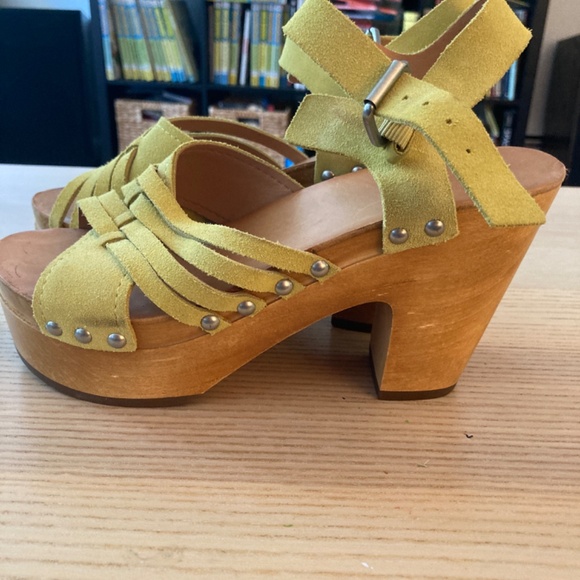 Frye Clogs - Picture 5 of 5